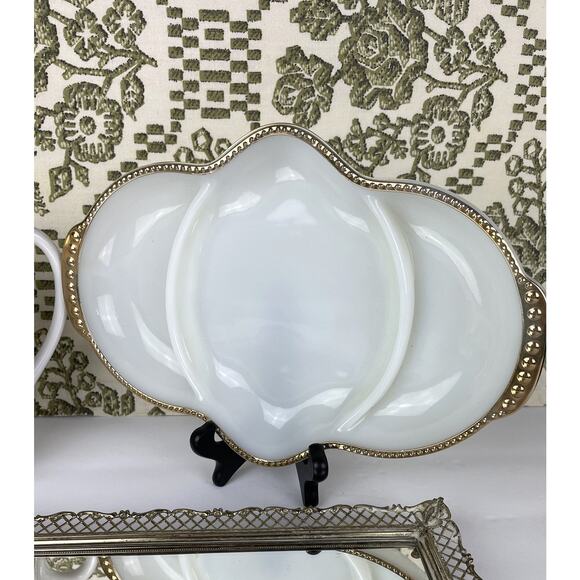 Vtg Anchor Hocking Fire King Ware Milk Glass Divided Serving Dish with Gold Trim - Picture 9 of 9